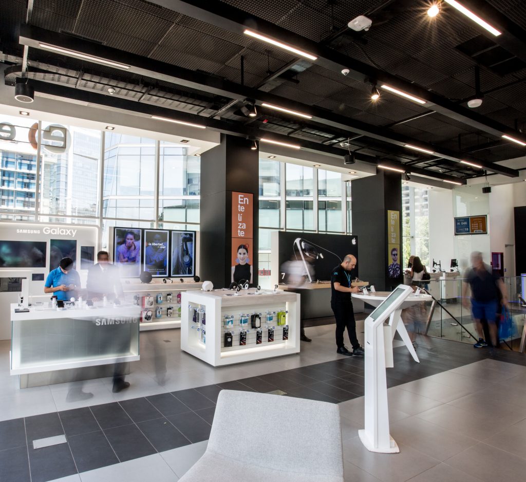 Nueva tienda experiencial Entel Procorp